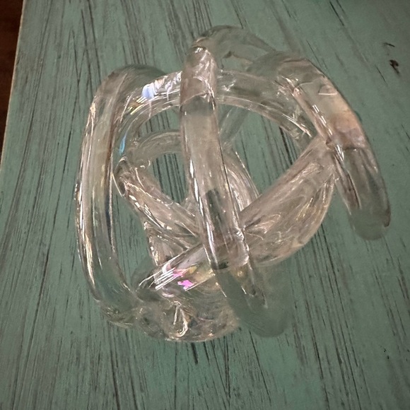 Clear Iridescent Glass Knot Infinity Circle Sculpture By Nouveau Art Glass - Picture 4 of 4